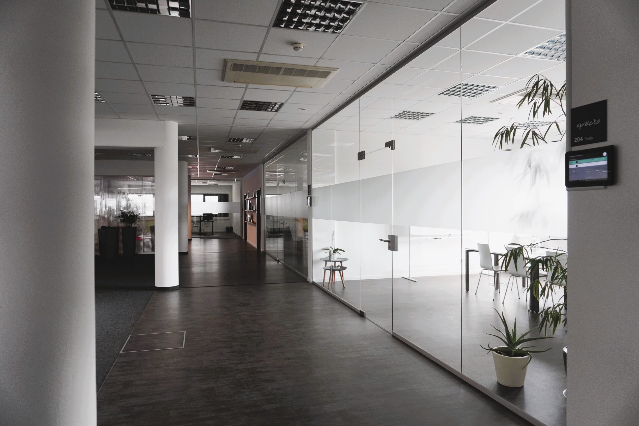 xpecto_karriere_besprechungsraum_glasfront